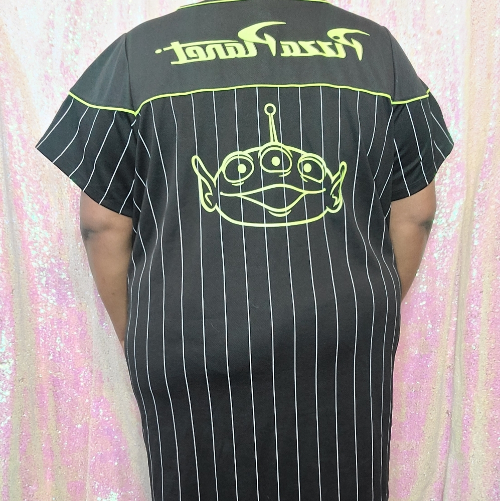 Hot topic pizza planet dress size 4